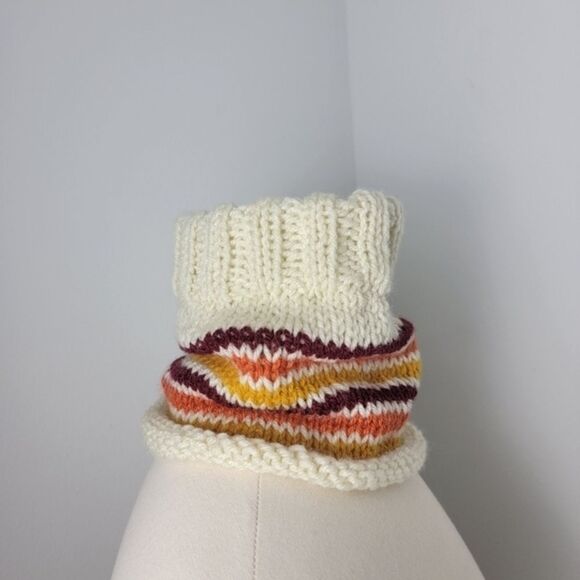 🍁 Gold Orange Burgandy & Cream Crochet Knit Handmade Neck Warmer Gaiter - Picture 7 of 11